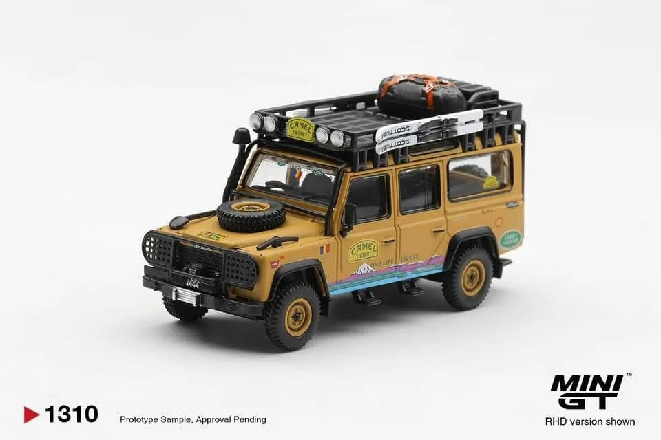 Defender 110 (BLISTER) - Mini GT 1/64 Scale Diecast Model