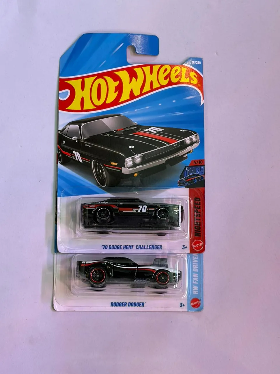 70 Dodge hemi challenger set 4 - Hot Wheels 1/64 Scale Diecast Model