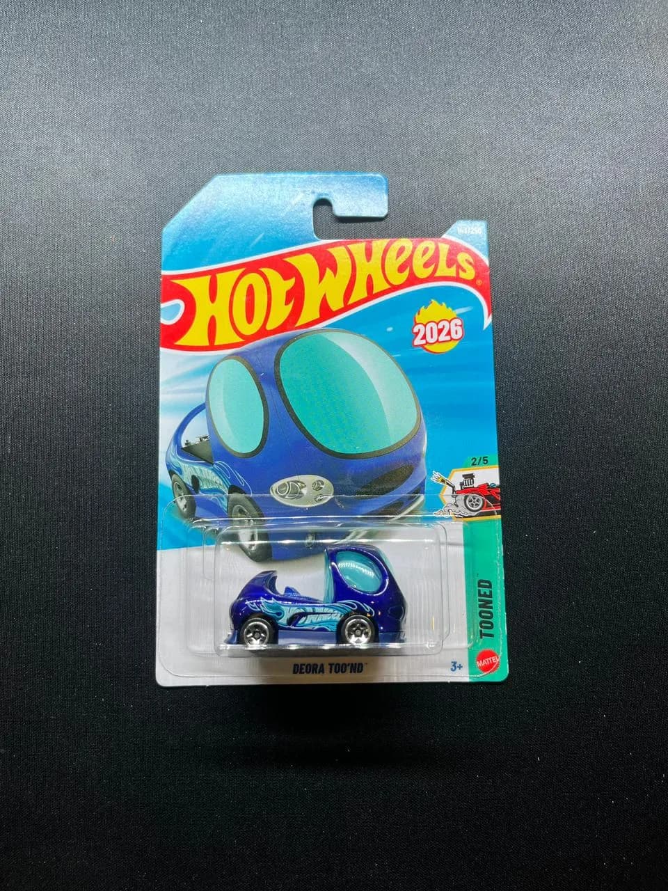 Deora toond - Hot Wheels 1/64 Scale Diecast Model