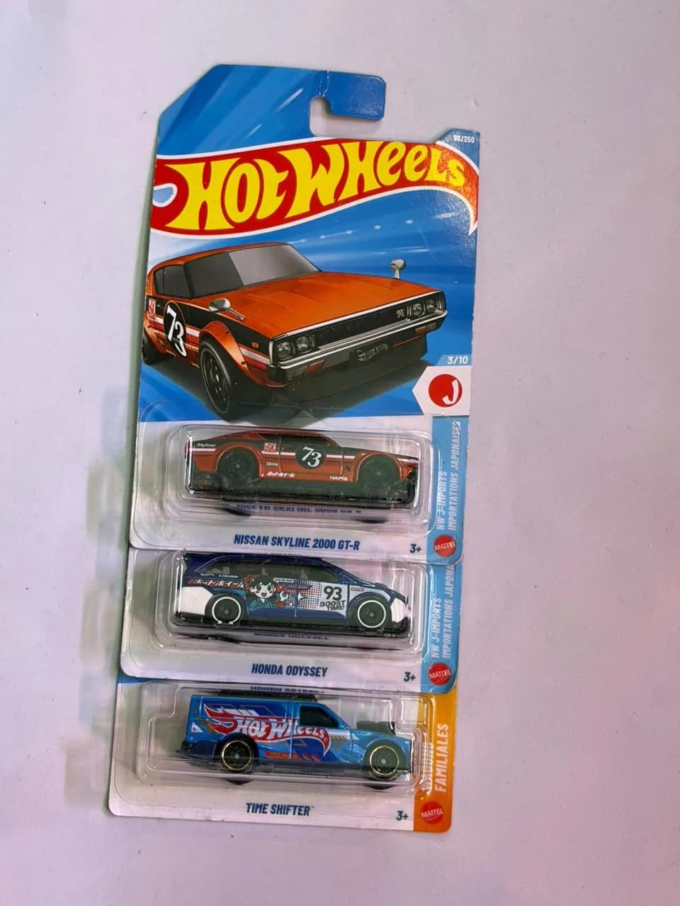 Nissan skyline 2000gtr set 1 - Hot Wheels 1/64 Scale Diecast Model